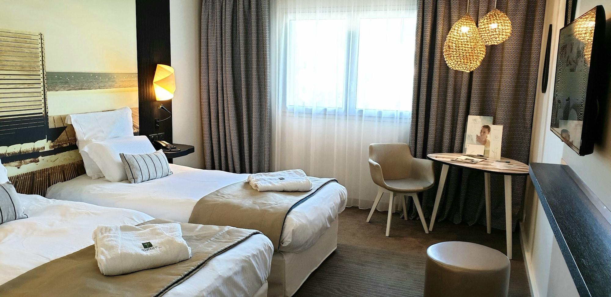 Hotel Hôtel&spa Les Bains D'arguin By Thalazur