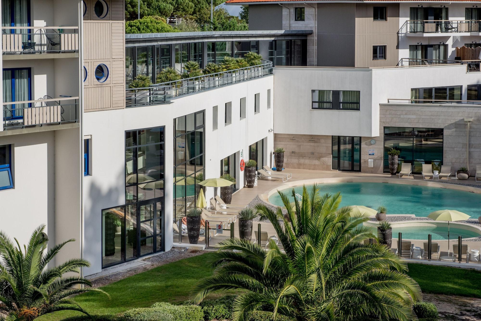 Hotel Hôtel&spa Les Bains D'arguin By Thalazur 4*